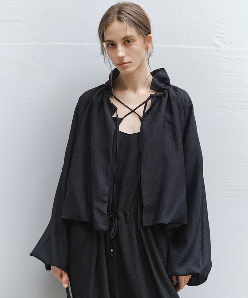☆新品タグ付き☆24SS La TOTALITE ギャザー ネック ブルゾン 黒 tageechita ブルゾン アウター 「tageechita」ギャザーネック シアー