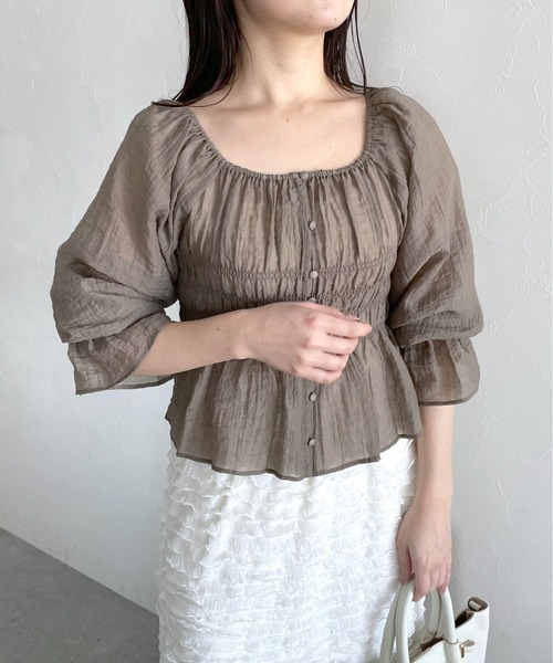 ヴラスヴラム　シャーリングが素敵なリネンシルクジレ　ノースリーブシャツ　未使用 mysty woman ブラウス シャツ シャーリング2WAYブラウス 106940