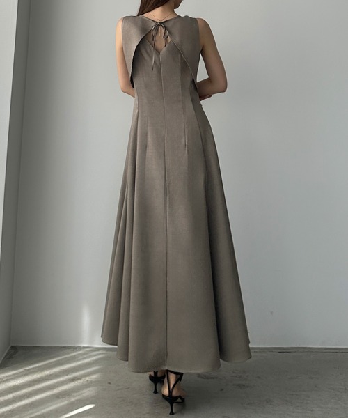 Louere ワンピース バックオープンノースリーブフレアワンピース