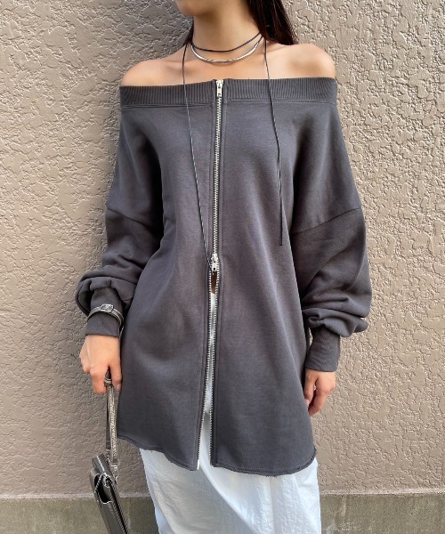 AIC. トレーナー スウェット オフショルダーカットオフ
