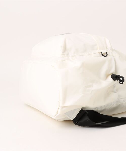 THE NORTH FACE（ザ ノースフェイス） リュック FREE クリーム