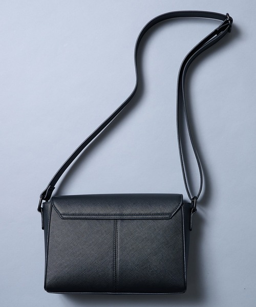 ユナイテッドトウキョウ　LEATHER SHOULDER BAG ブラック UNITED TOKYO（ユナイテッドトウキョウ） ショルダーバッグ LEATHER