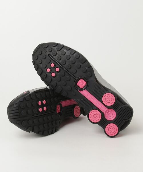 NIKE（ナイキ） スニーカー NIKE W SHOX R4 ウィメンズ ショックス R4