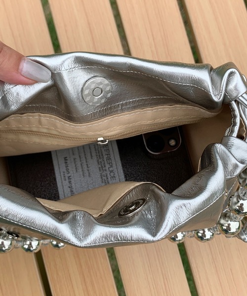 LA VORAGINE（ラ ヴォラジネ） ショルダーバッグ バッグ シルバー