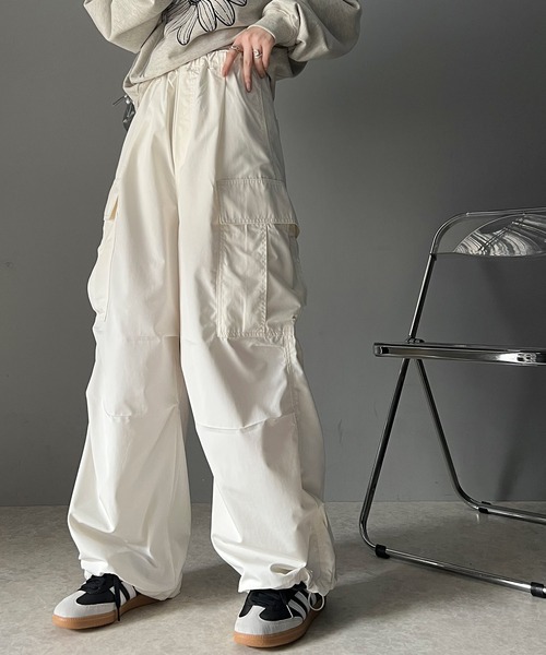 comfortable reason カーゴパンツ アイボリー COMFORTABLE REASON 「FATIGUE CARGO PANTS - カーゴパンツ」 - BUNTEN