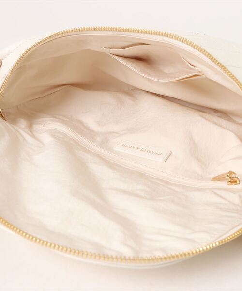 CHARLES ＆ KEITH ショルダーバッグ バッグ Philomena