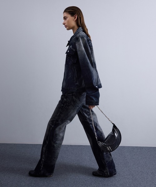 CHARLES ＆ KEITH ショルダーバッグ バッグ Philomena