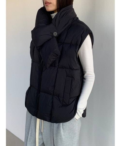 ファーリー　ノーカラーダウンベスト The DUFFER of ST.GEORGE（ザダファーオブセントジョージ）の「GRENADE