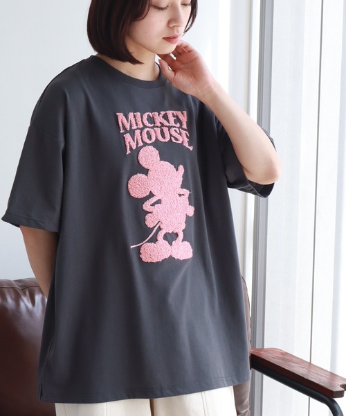 Disney（ディズニー） tシャツ 「Disney/ディズニー」アートワーク