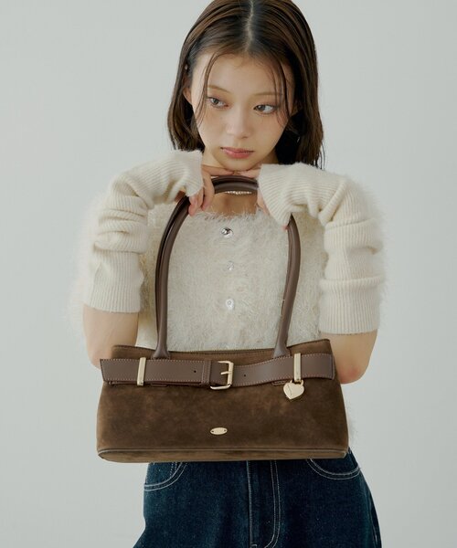 Chico（チコ） ボストンバッグ ハートキーチャーム付きベルトボストン