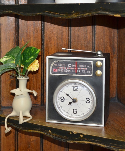 ^_^アンテーク  ^_^置時計 Arne Jacobsen Clocks | アルネ・ヤコブセン クロック からのAJ