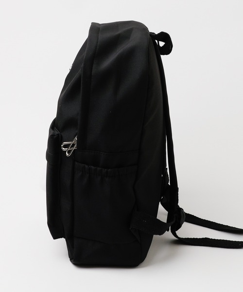 URBAN CHERRY（アーバンチェリー） リュック ポンポン付きチェリーロゴ