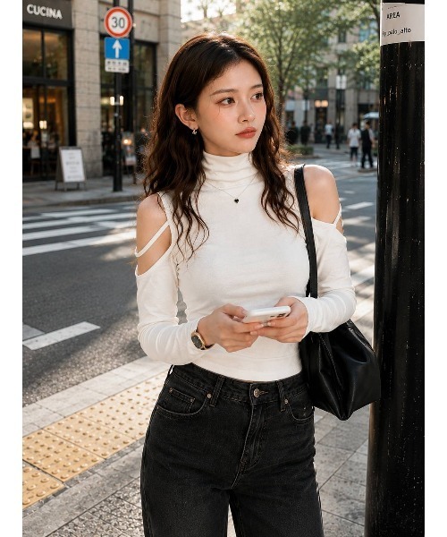 semuse tシャツ オープンショルダークロップド丈ハイネックロンT