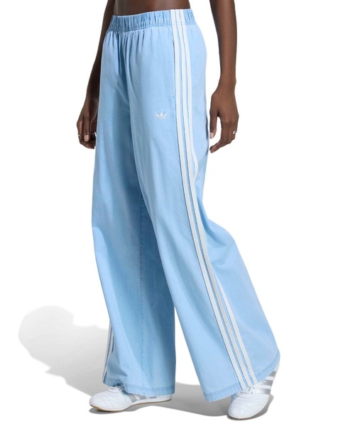 ★新品  アディダス 水色 デニム S TEY44-3 adidas（アディダス） ジーンズ デニム デニムパンツ レディース