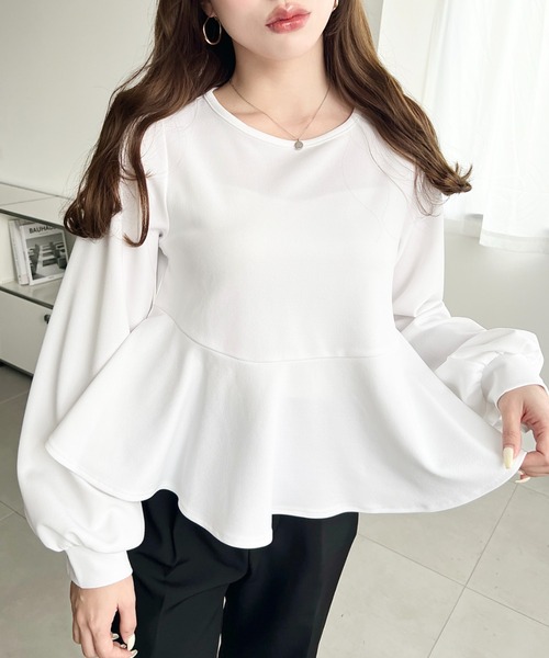 週末限定価格　PATOU ペプラム Tシャツ ホワイト　未使用品 moment+ tシャツ しわになりにくい長袖ストレッチジョーゼットペプラム