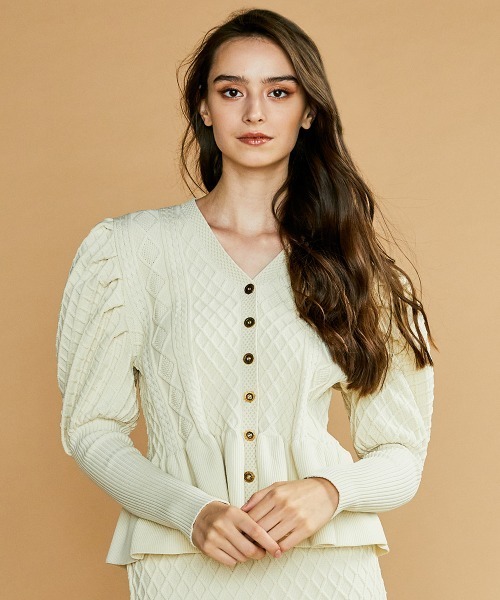 Sov. 「Sov.」 ニットカーディガン 38 ベージュ レディース : ZOZOTOWN