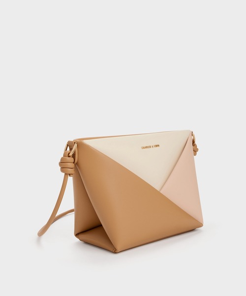 CHARLES ＆ KEITH（チャールズ&キース） ショルダーバッグ バッグ