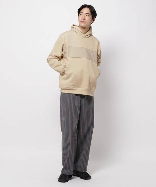 「NUMERALS」 プルオーバーパーカー MEDIUM オフホワイト メンズ_画像2