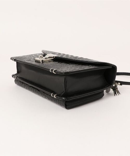 セカンドバッグ クラッチバッグ 牛革にクロコ型押し加工セカンドバッグ