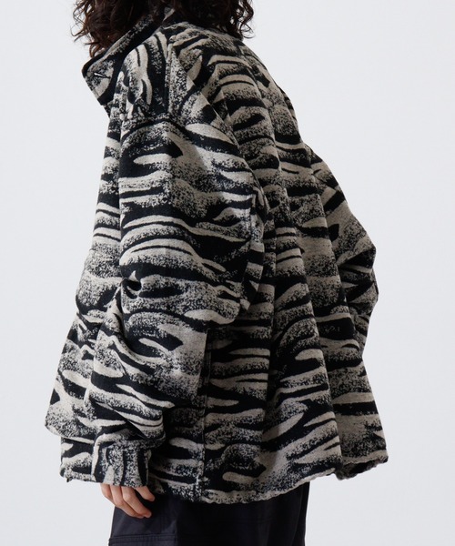 Many men, many minds. ブルゾン アウター ゼブラジャガードブルゾン