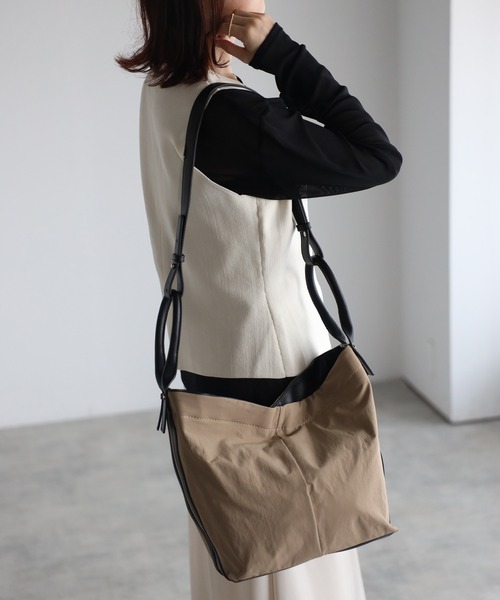 GUSCIO 2WAY ショルダーバック グッシオ GUSCIO 2WAYミニハンドバッグ ショルダー付 （BLACK