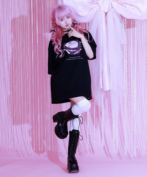 あちゃちゅむ　眠れぬ森の美女Big Tシャツ AHCAHCUM あちゃちゅむ お花の体Tシャツ[01-203-1501/black]