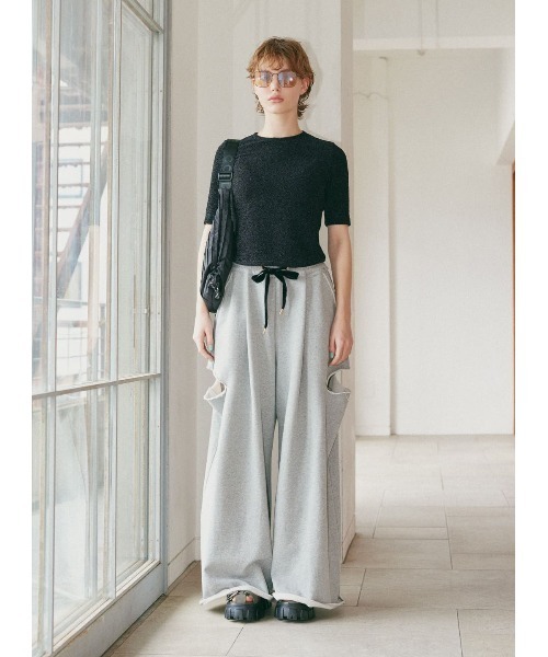 コエル（COEL）/バックオープングリッターTシャツ COEL（コエル） tシャツ バックオープングリッターTシャツ レディース