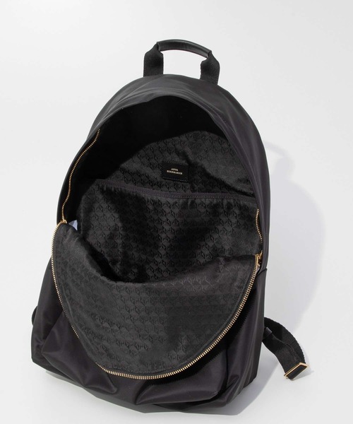 ANYA HINDMARCH（アニヤ・ハインドマーチ） デイバック リュック