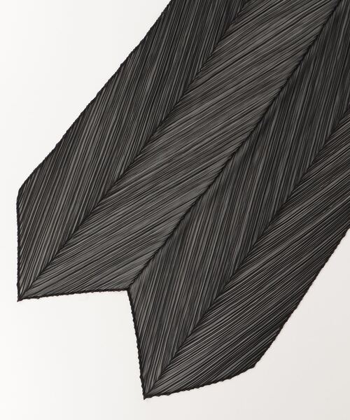 PLEATSに PLEASE BASIC 定番　黒いプリーツストール PLEATSに PLEASE BASIC 定番 黒いプリーツストール