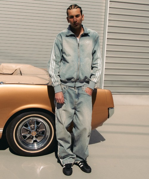 adidas（アディダス） ジーンズ adidas DENIM FIREBIRD TRACK PANTS