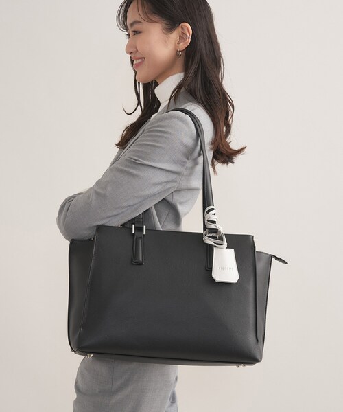 INDIVI（インディヴィ） トートバッグ 「収納力／A4サイズ対応
