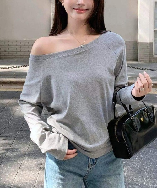 tシャツ 綺麗め抜け感作る大人オフショルカットソー レディース