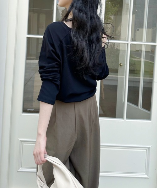 tシャツ 綺麗め抜け感作る大人オフショルカットソー レディース