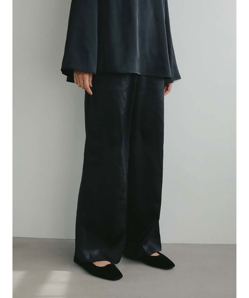 HER. パンツ サテンフレアシルエットパンツ レディース : ZOZOTOWN