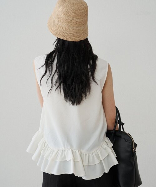 loungedress ラウンジドレス　袖フリル　ブラウス　ホワイト　白　半袖 Loungedress（ラウンジドレス） ブラウス シャツ フリルオフショル