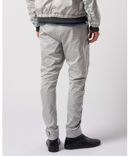 カーゴパンツ puckering banana teck pants メンズの画像