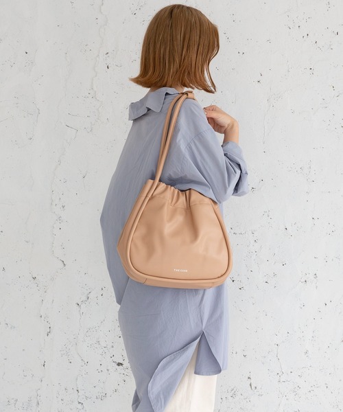 THE CASE トートバッグ PC in Shirring shoulder bag レディース