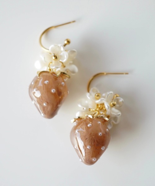 ぷっくりいちごピアス⟡.· CERCA ピアス jolie minette/いちごフラワー フープ ピアス