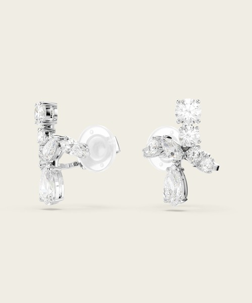 【SWAROVSKI】Matrix クリップイヤリング 純正箱付き SWAROVSKI】Matrix クリップイヤリング 純正箱付き (SWAROVSKI