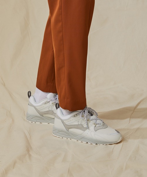 「KARHU」 ローカットスニーカー 5 グレー レディース_画像8