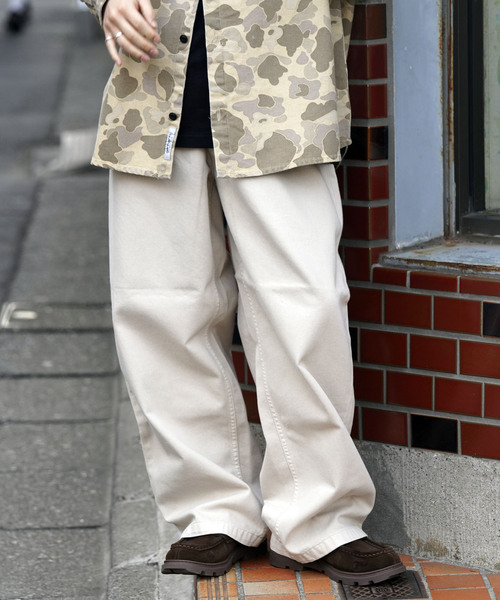 「Carhartt WIP」 デニムパンツ MEDIUM アイボリー メンズの画像