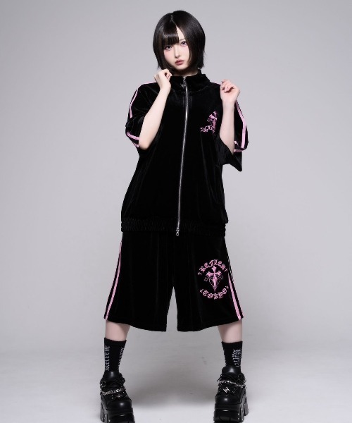 REFLEM黒/紫 半袖ジャージ 上下セット REFLEM（レフレム） ジャージ 「REFLEM/レフレム」クロス刺繍ベロア