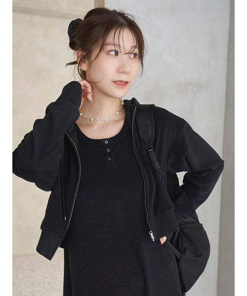 ワンピース パイルフーディー×ワンピースセットの画像