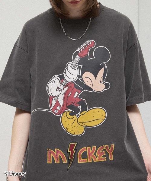 Disney（ディズニー） tシャツ 「Exclusive」 Vintage Rock'n Roll Tee