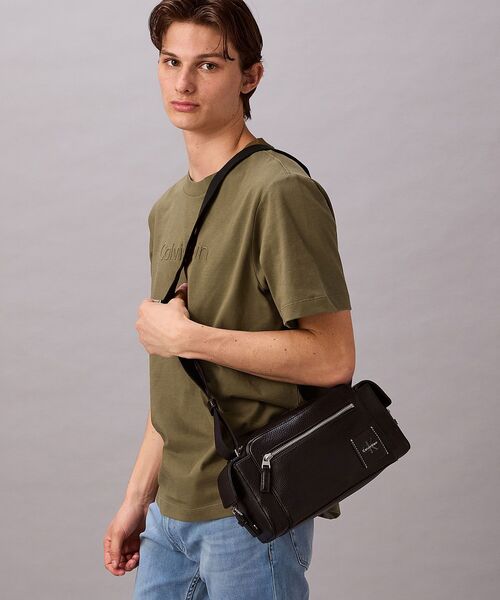 Calvin Klein（カルバン・クライン） ショルダーバッグ クロスボディ