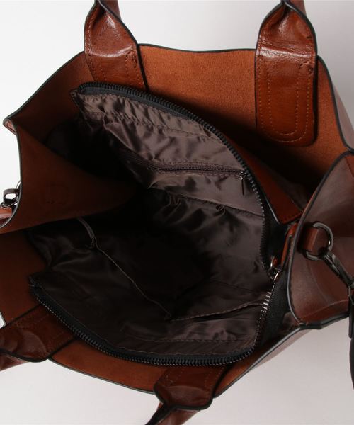 極美品✨バーバリー　大容量　レザー2way ビジネスバッグ　ショルダー BURBERRY バーバリー 型押しレザー 2WAY ハンドバッグ