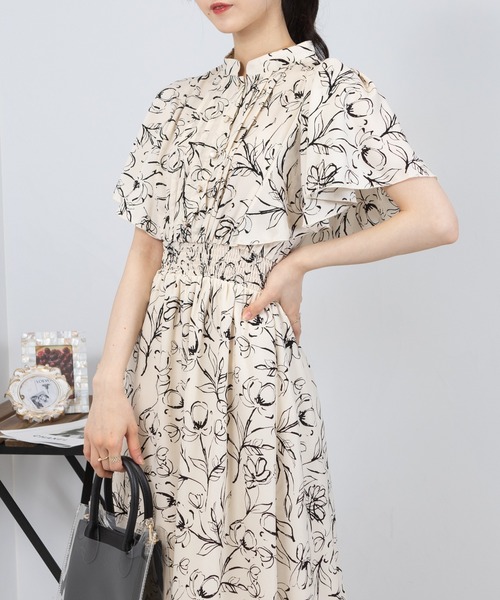 ♡はなママ♡♡familiar 半袖ワンピース 花柄 ROJITA ワンピース 「Mサイズ追加」花柄半袖ミニワンピース