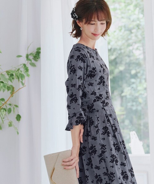 Tiaclasse ワンピース 「安田美沙子さん着用」フラワーフロッキー