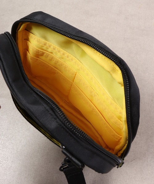 comoli 未使用品 ウェストポーチ comoli 未使用品 ウェストポーチ