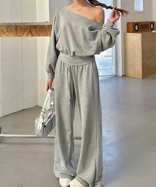 オフショルダー　セットアップ　ハンドメイド セットアップ 】ワンショルダーショートスウェットトップス ＋ タック
